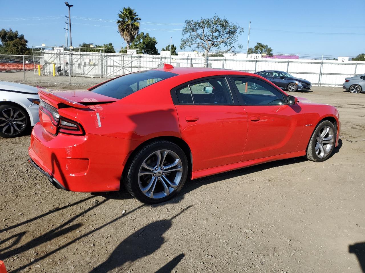 Obraz 3 z 2022 DODGE CHARGER R/T 2022 z VIN 2C3CDXCT1NH210713