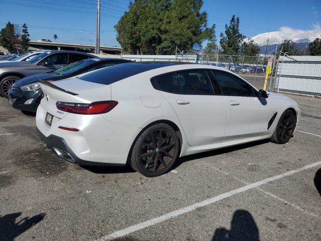Obraz 3 z 2022 BMW 840I  2022 z VIN WBAGV2C08NCG88262