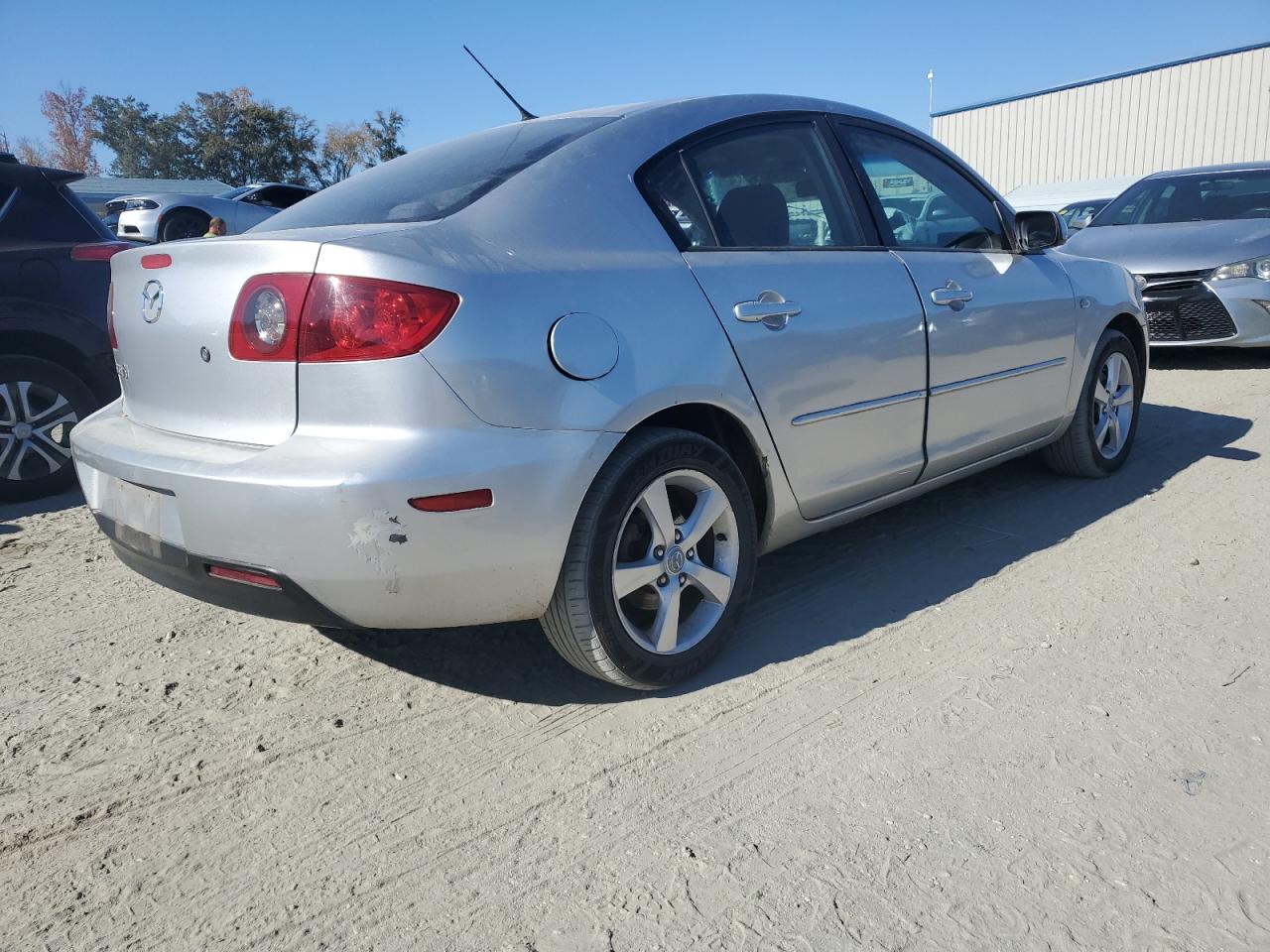 Изображение 3 2006 MAZDA 3 I 2006 с VIN JM1BK32G461541618