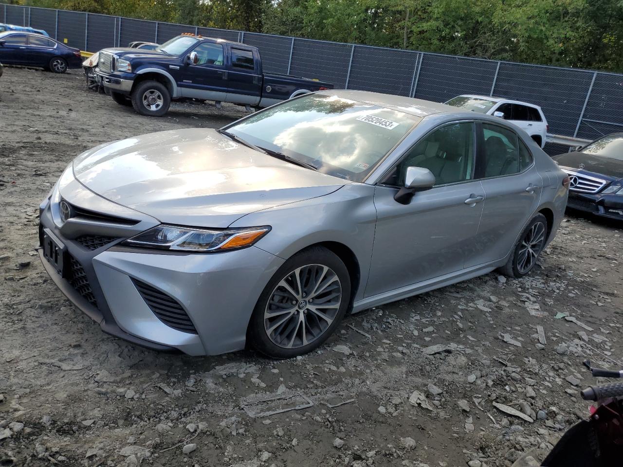 Obraz 1 z 2019 TOYOTA CAMRY L 2019 z VIN 4T1B11HK1KU225939