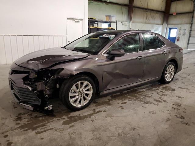Obraz 1 z 2023 TOYOTA CAMRY LE 2023 z VIN 4T1C11AK5PU128684