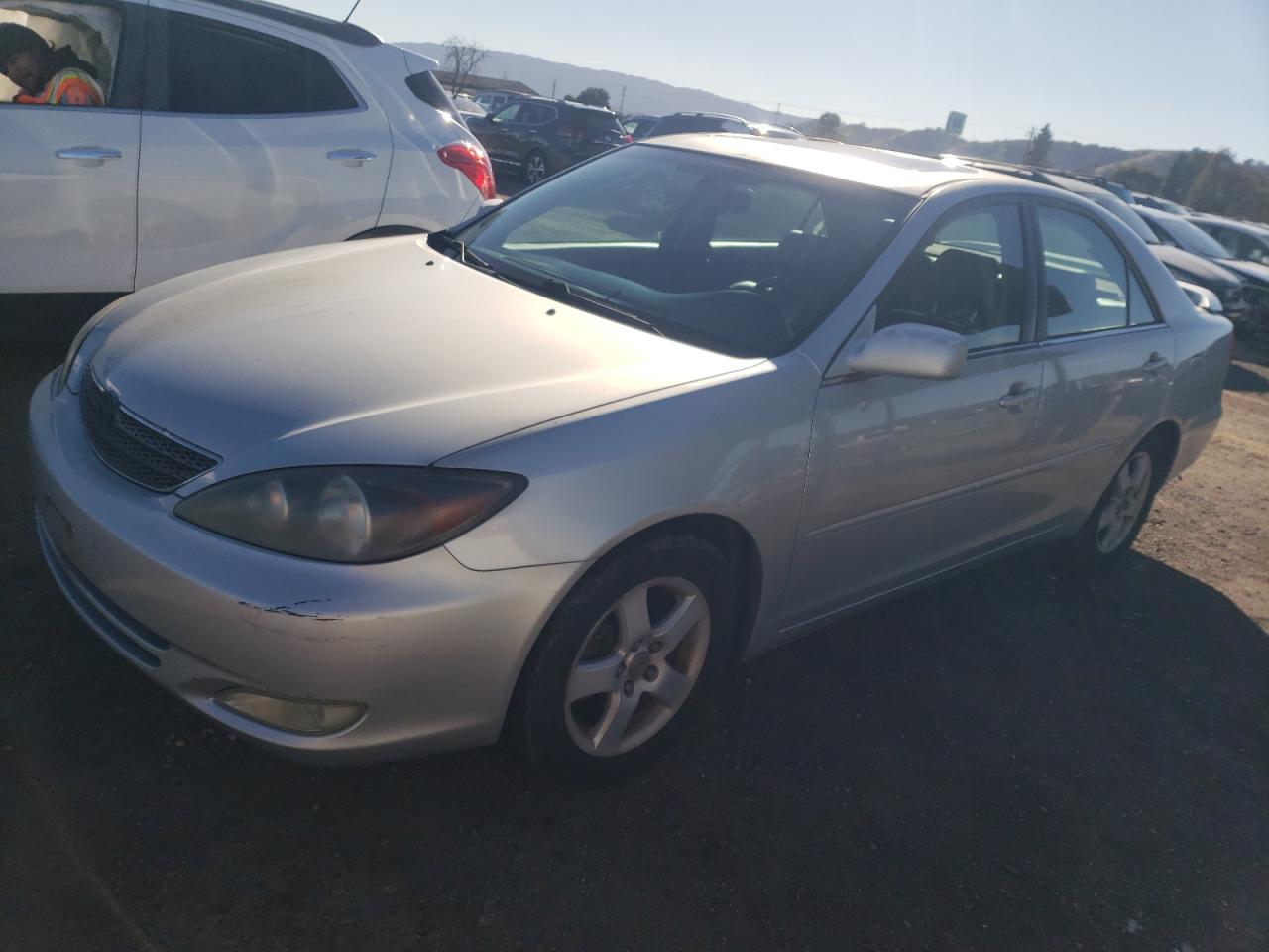 Image 1 of 2002 TOYOTA CAMRY LE 2002 with VIN 4T1BF32KX2U021002