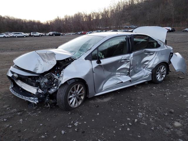 Image 1 of 2022 TOYOTA COROLLA LE 2022 with VIN JTDVPMAE5N3002142