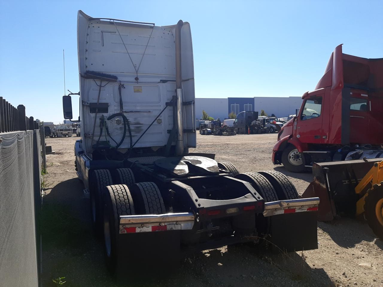 Изображение 3 2016 VOLVO VN VNL 2016 с VIN 4V4NC9EH9GN960726