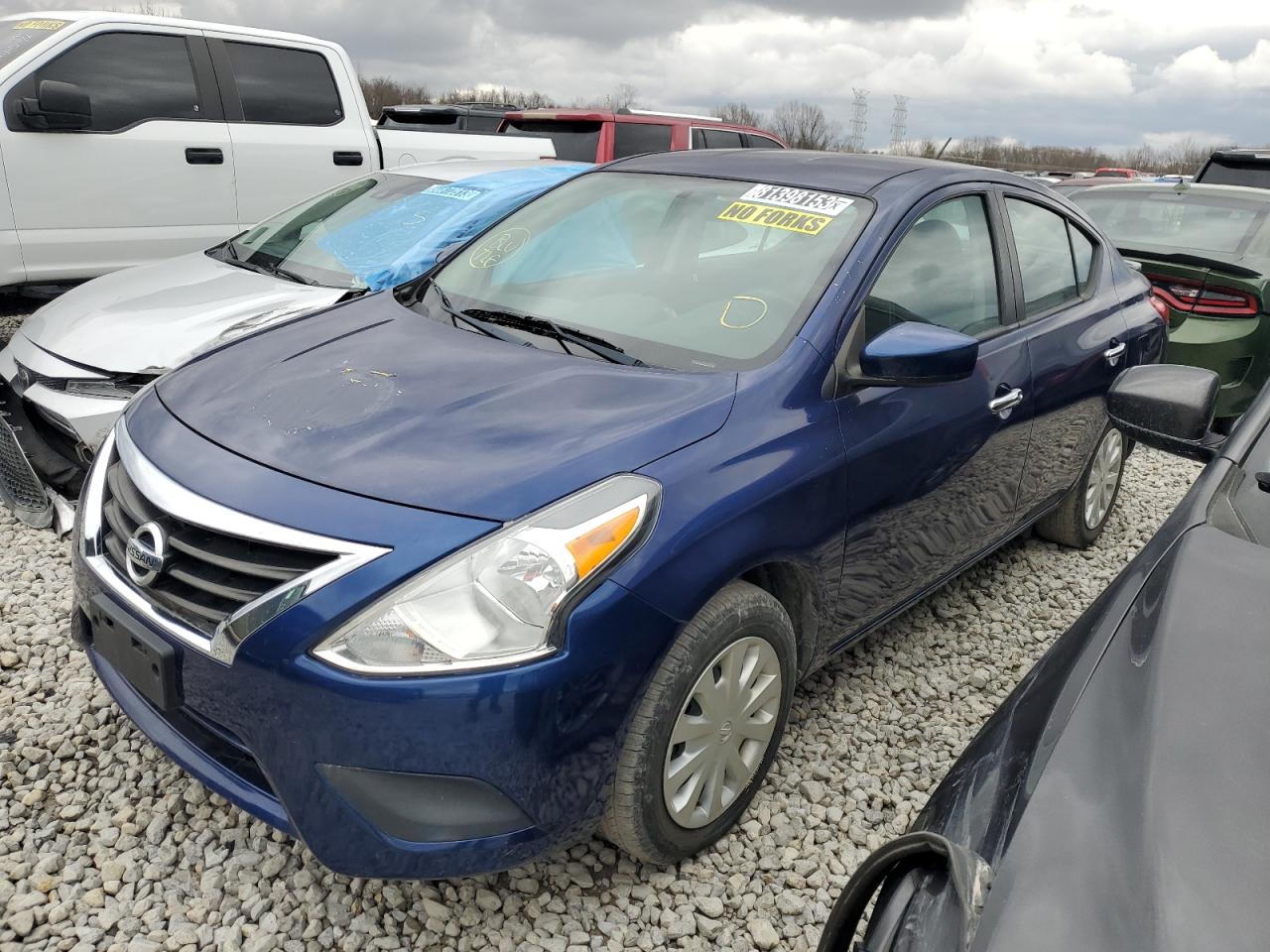 Изображение 2019 NISSAN VERSA S 2019