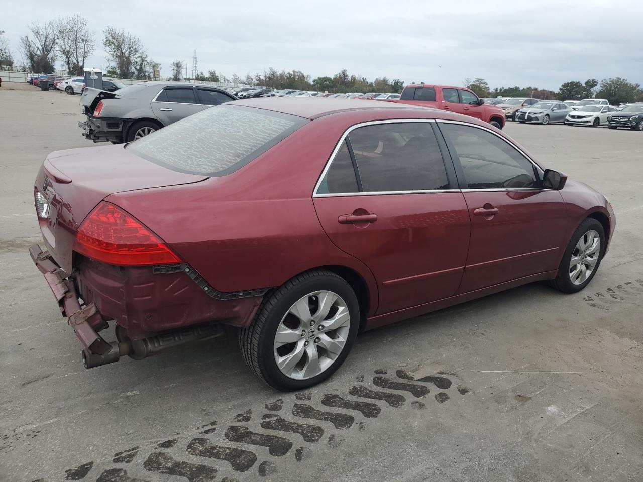 Image 3 of 2006 HONDA ACCORD EX 2006 with VIN 1HGCM56796A100251