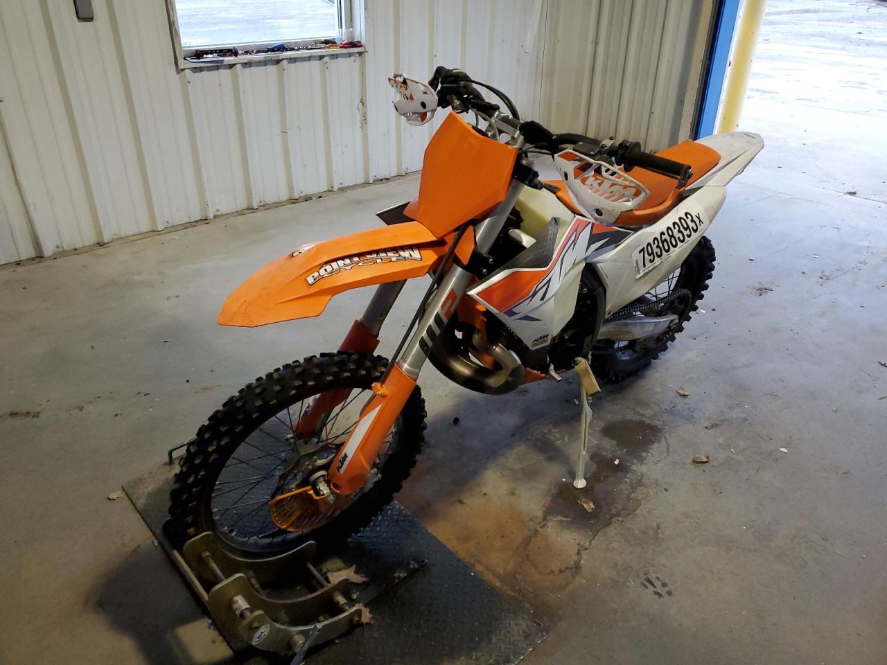 Obraz 2 z 2023 KTM 300 XC 2023 z VIN VBKXCP238PM322747