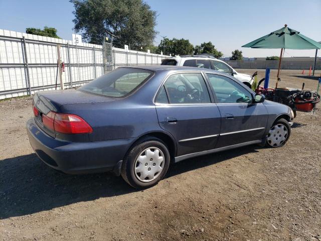 Image 3 of 2000 HONDA ACCORD LX 2000 with VIN 1HGCG6654YA136492