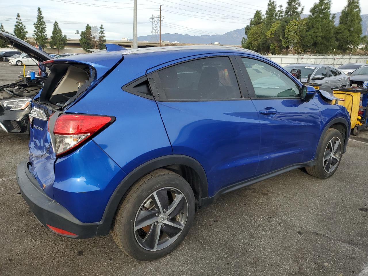 Image 3 of 2021 HONDA HR-V EX 2021 with VIN 3CZRU6H56MM749655