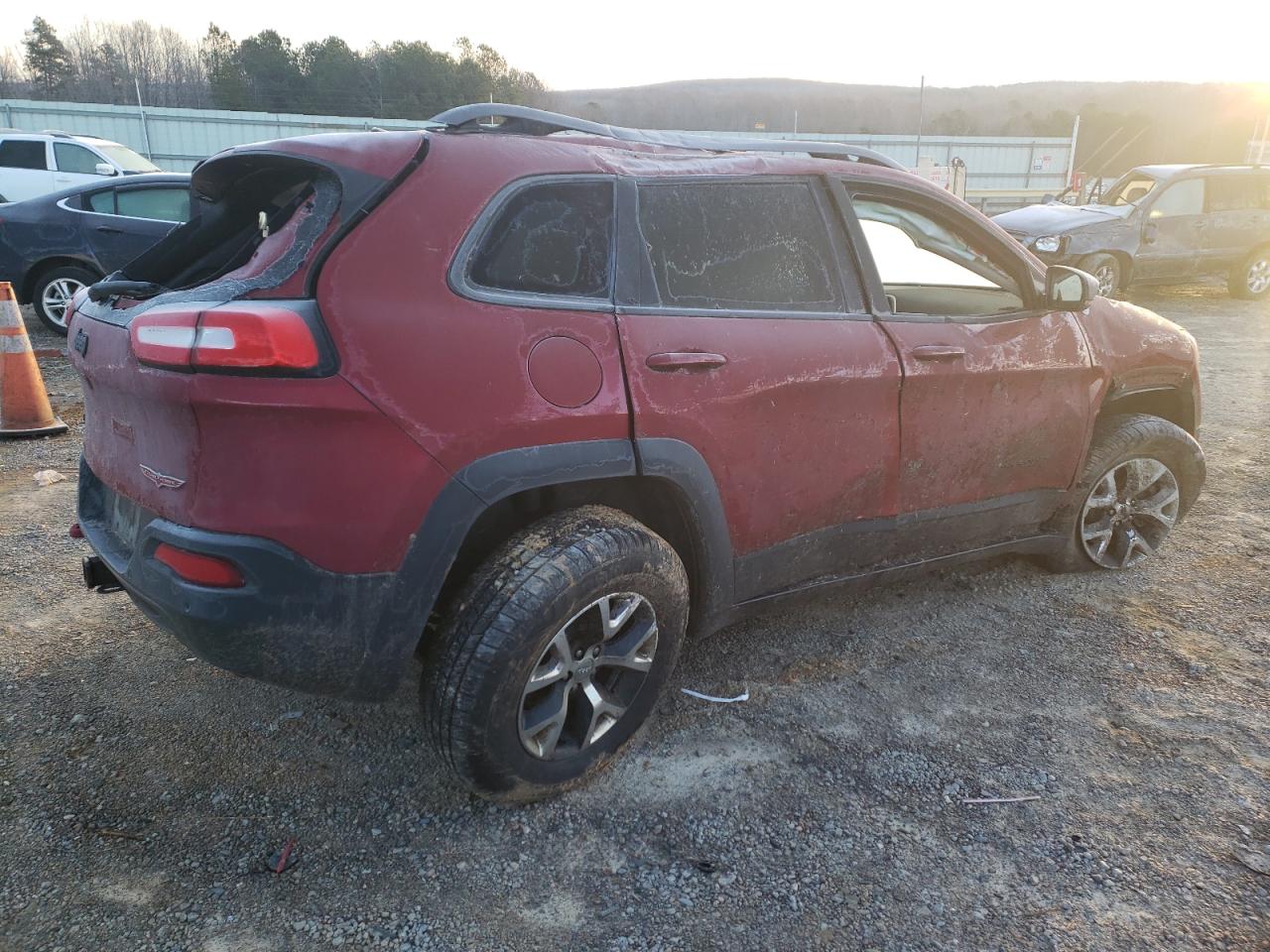 Obraz 3 z 2017 JEEP CHEROKEE TRAILHAWK 2017 z VIN 1C4PJMBS9HW531711