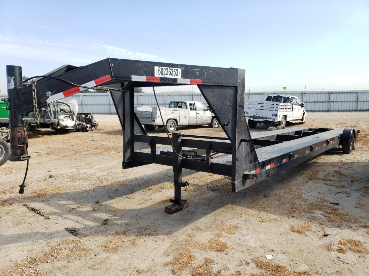 Image 2 of 2015 BIGT TRAILER 2015 with VIN 16VEX3430F2099539