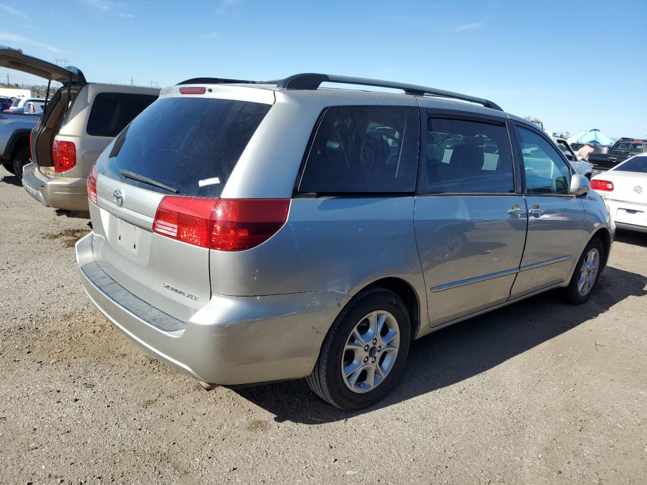 Изображение 3 2004 TOYOTA SIENNA XLE 2004 с VIN 5TDZA22C94S181383