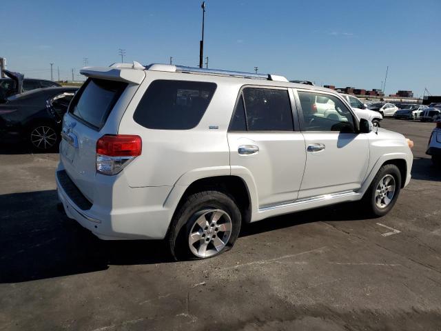 Image 3 of 2013 TOYOTA 4RUNNER SR5 2013 with VIN JTEZU5JR6D5059001