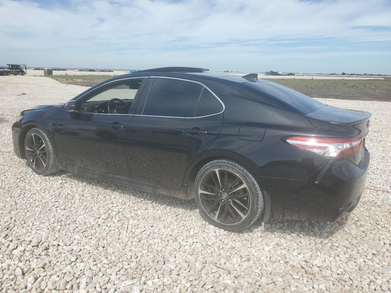 Obraz 2 z 2020 TOYOTA CAMRY XSE 2020 z VIN 4T1K61AK6LU904098