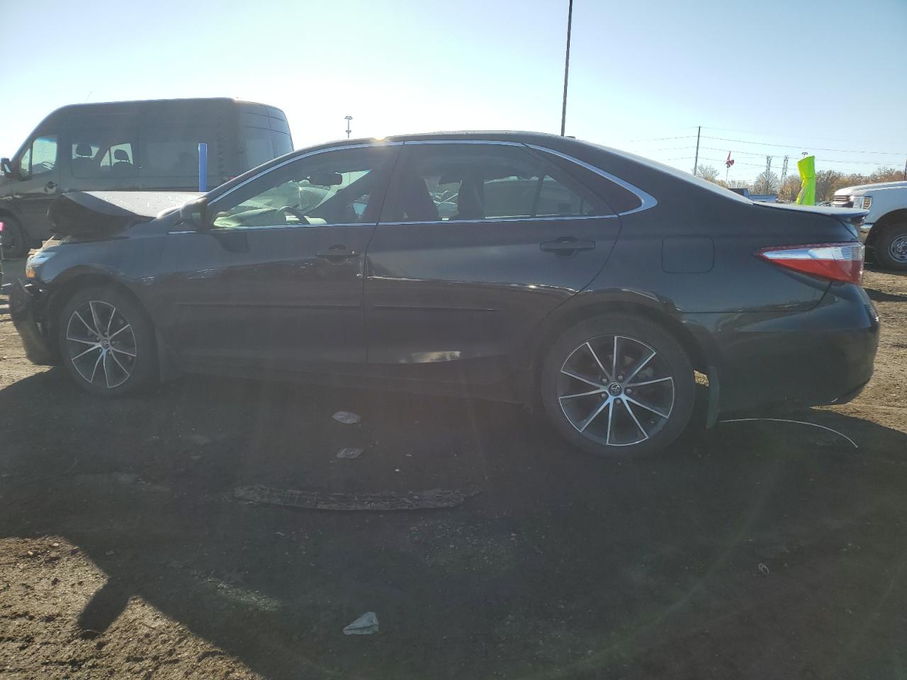 Obraz 2 z 2016 TOYOTA CAMRY LE 2016 z VIN 4T1BF1FK0GU558628