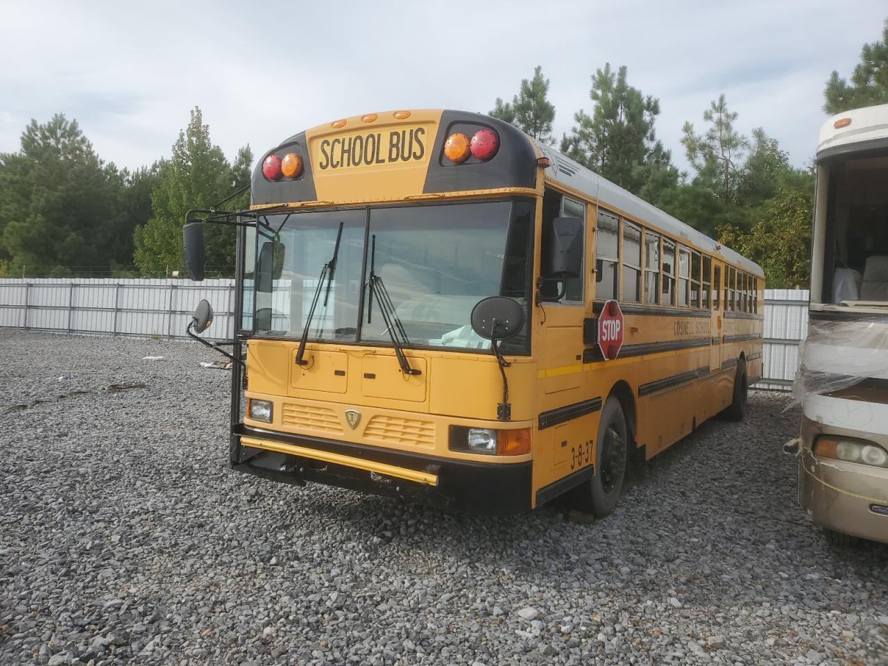 Image 2 of 2012 IC CORPORATION 3000 RE 2012 with VIN 4DRBWAAN8CB376540