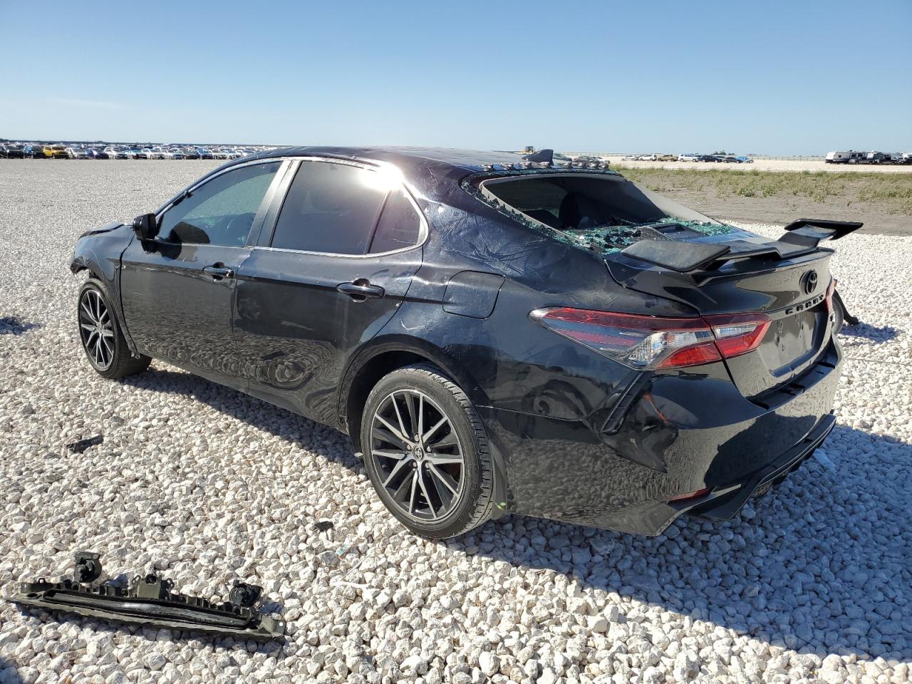 Изображение 2 2021 TOYOTA CAMRY SE 2021 с VIN 4T1G11AK5MU512297