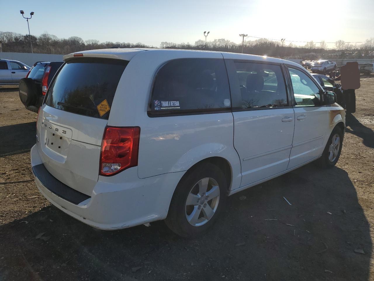 Изображение 3 2015 DODGE GRAND CARAVAN SE 2015 с VIN 2C4RDGBG5FR516013