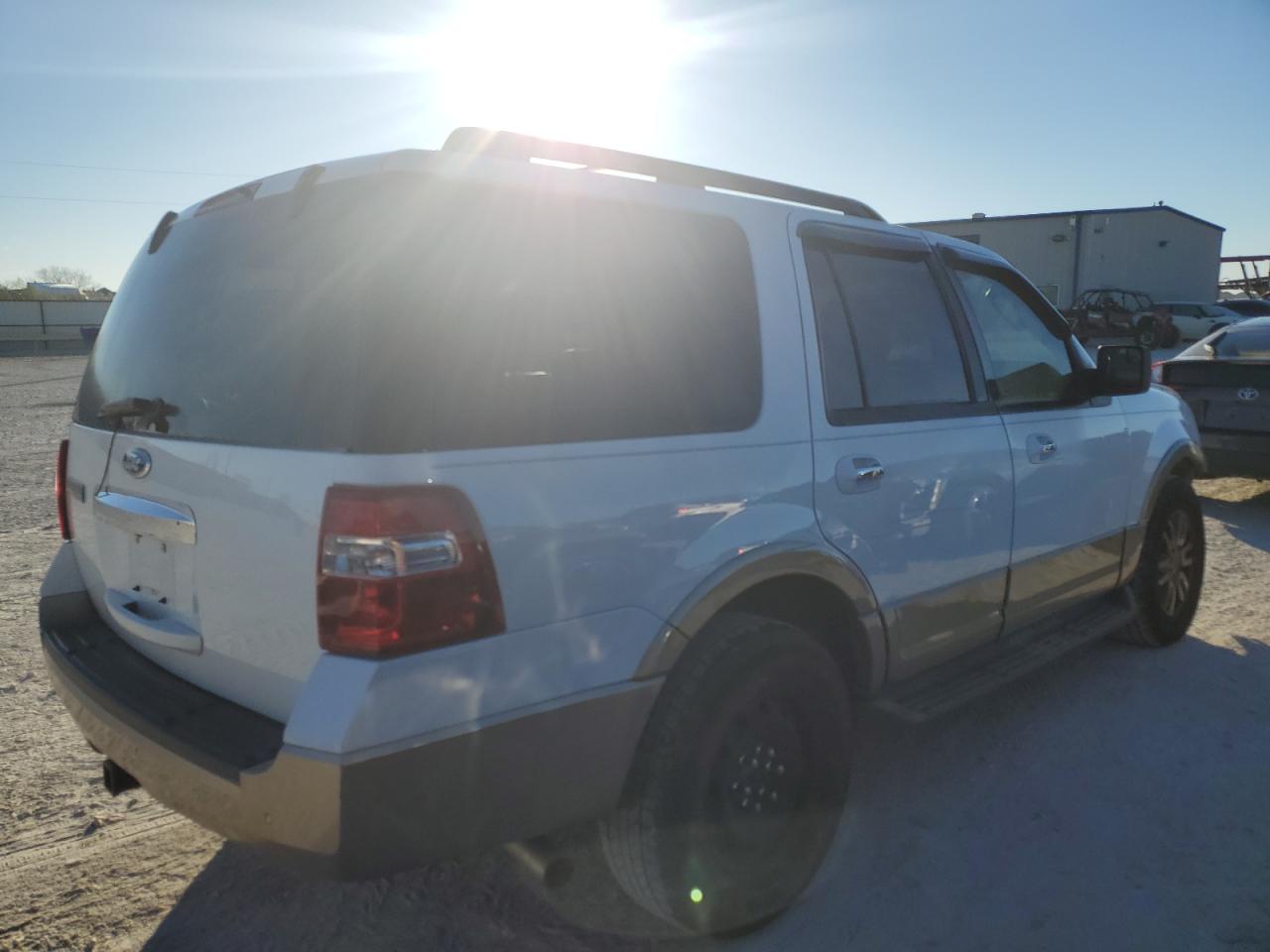 Obraz 3 z 2013 FORD EXPEDITION XLT 2013 z VIN 1FMJU1H55DEF53178
