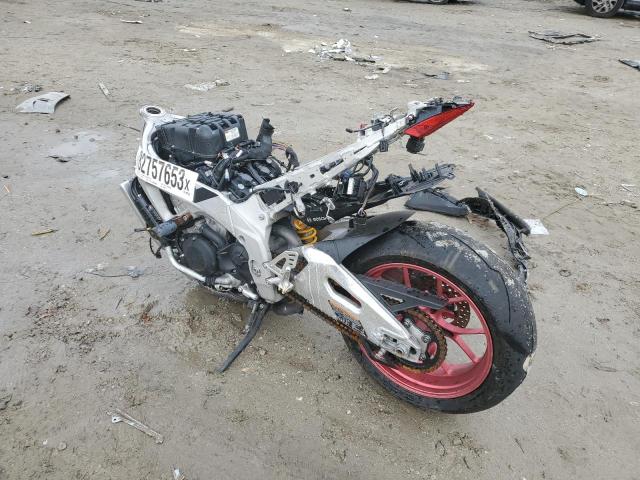 Изображение 3 2017 APRILIA RSV4 RR 2017 с VIN ZD4KEU002HS000670