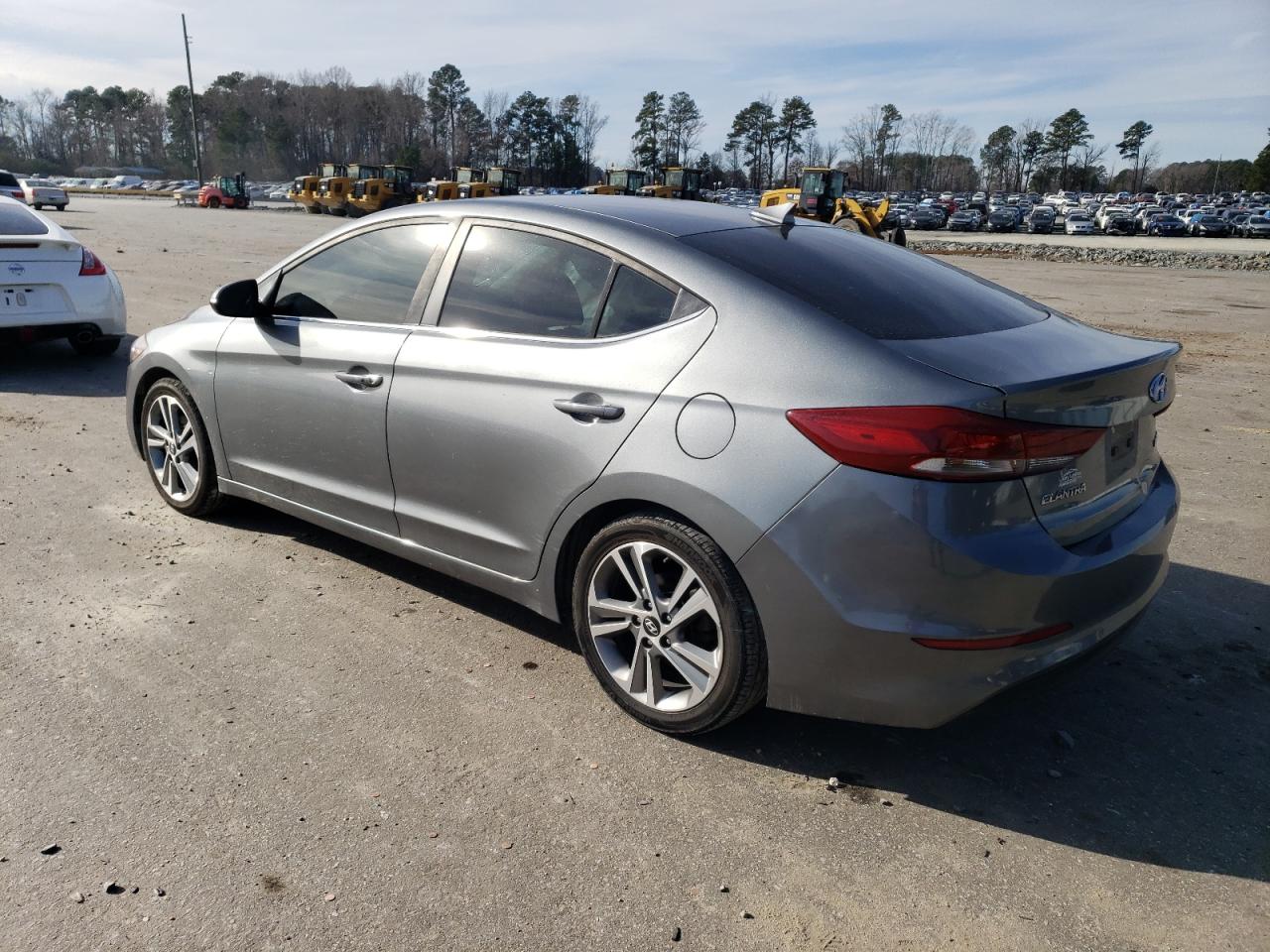 Image 2 of 2018 HYUNDAI ELANTRA SEL 2018 with VIN KMHD84LF0JU443028