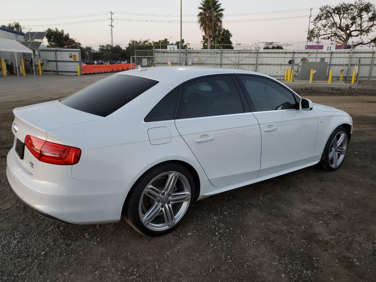 Изображение 3 2013 AUDI A4 PRESTIGE 2013 с VIN WAUKFAFL8DN026253