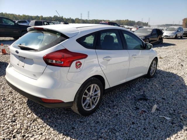 Obraz 3 z 2017 FORD FOCUS SE 2017 z VIN 1FADP3K24HL272838