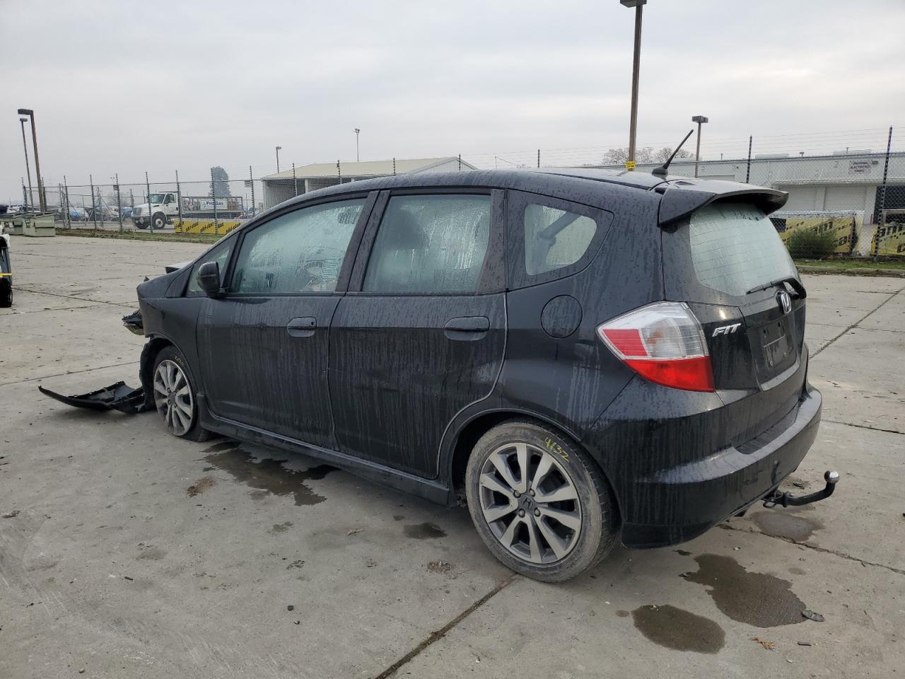 Изображение 2 2013 HONDA FIT SPORT 2013 с VIN JHMGE8H5XDC054889