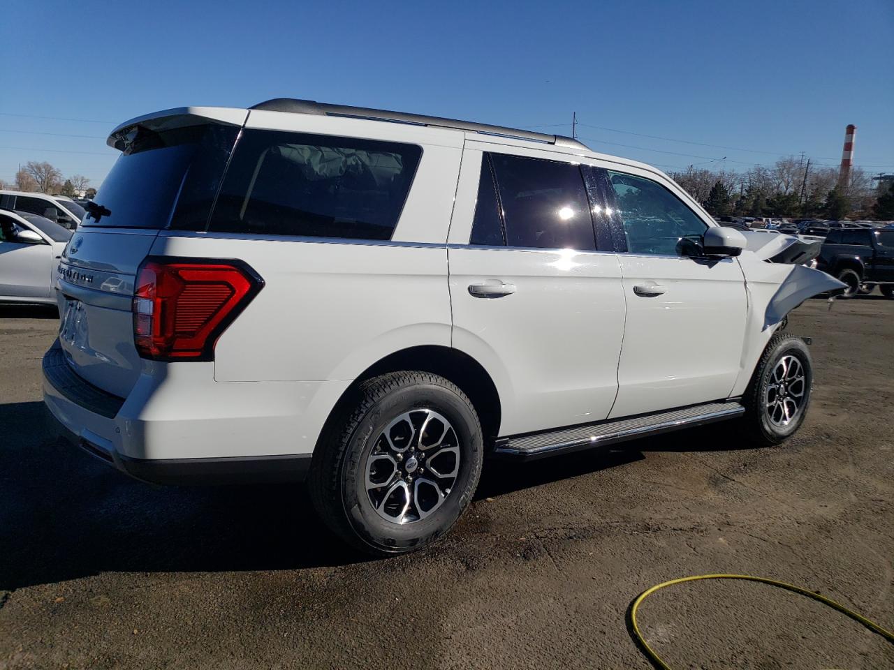 Image 3 of 2023 FORD EXPEDITION XLT 2023 with VIN 1FMJU1J83PEA50354