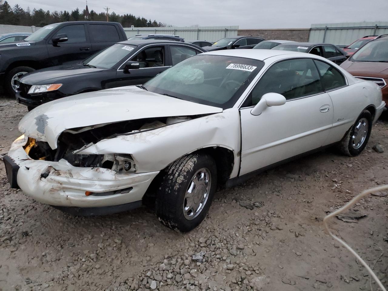 Image 1 of 1998 BUICK RIVIERA  1998 with VIN 1G4GD2210W4708721