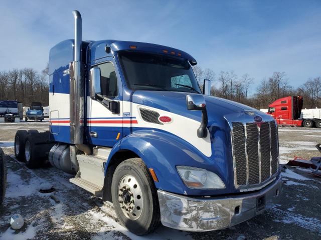 2016 Peterbilt 579 2016 image