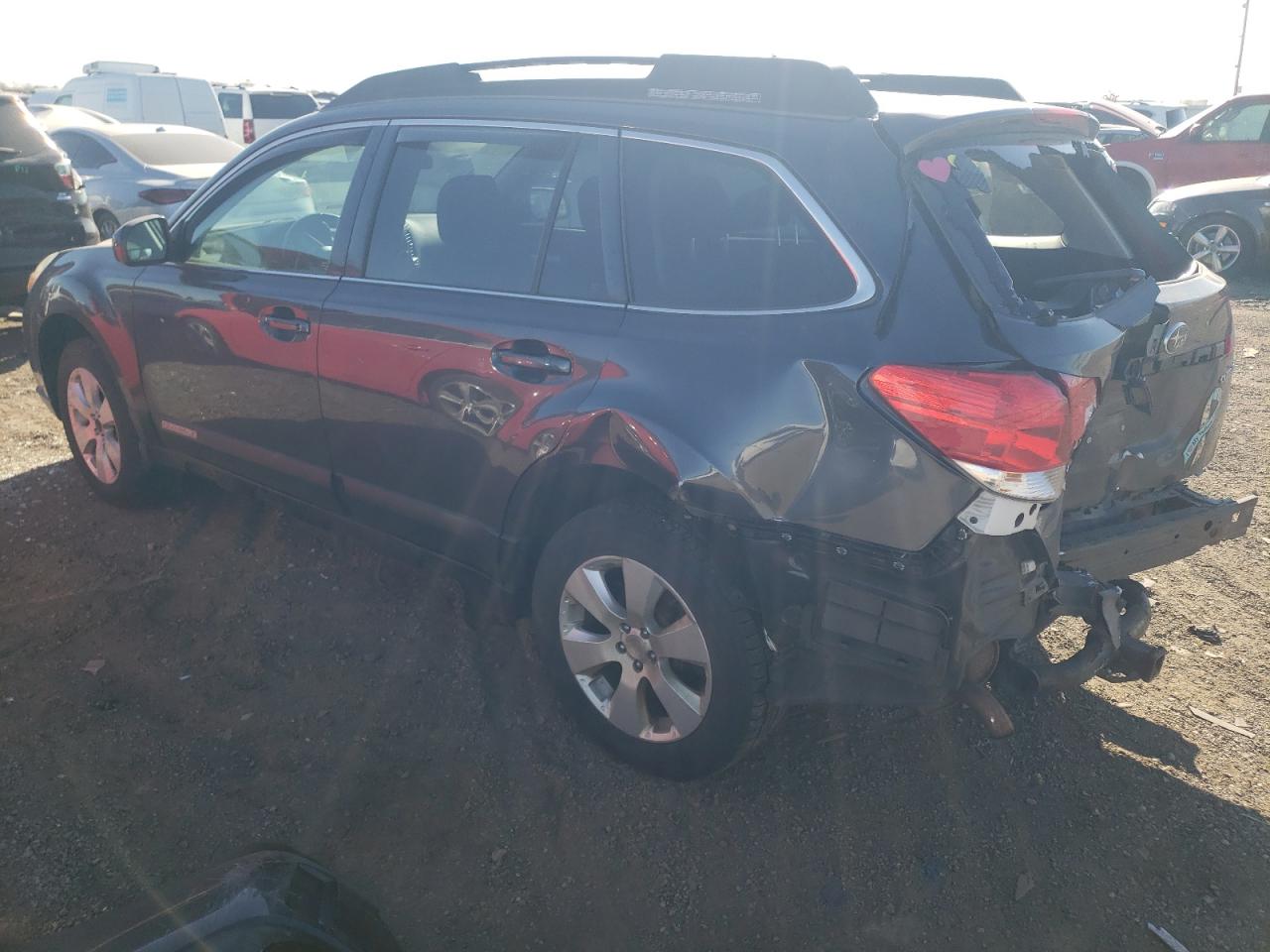 Obraz 2 z 2011 SUBARU OUTBACK 2.5I PREMIUM 2011 z VIN 4S4BRCCC3B3412285