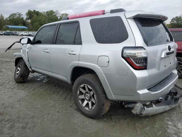 Image 2 of 2018 TOYOTA 4RUNNER SR5 2018 with VIN JTEZU5JR1J5179882