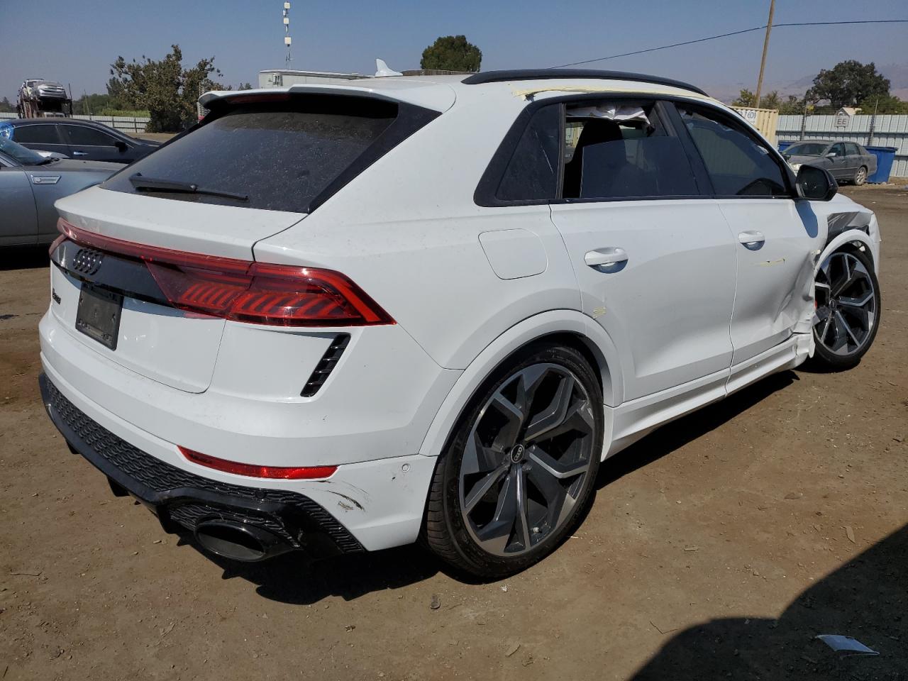Image 3 of 2021 AUDI RS Q8  2021 with VIN WU1ARBF16MD015352