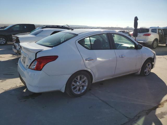 Obraz 3 z 2015 NISSAN VERSA S 2015 z VIN 3N1CN7AP6FL900645