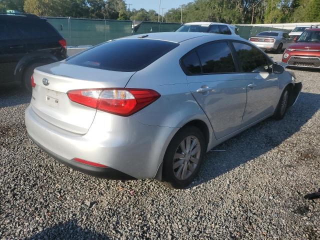 Изображение 3 2016 KIA FORTE LX 2016 с VIN KNAFX4A64G5592643