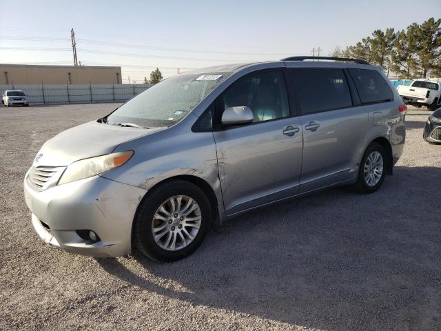 2013 TOYOTA SIENNA XLE 2013 image