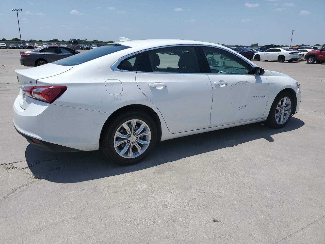 Obraz 3 z 2020 CHEVROLET MALIBU LT 2020 z VIN 1G1ZD5ST3LF070957