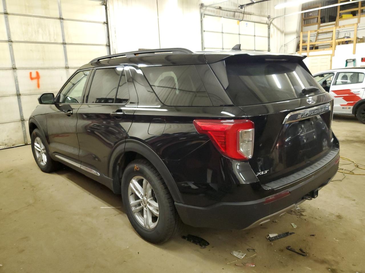 Image 2 of 2021 FORD EXPLORER XLT 2021 with VIN 1FMSK8DH8MGA12973