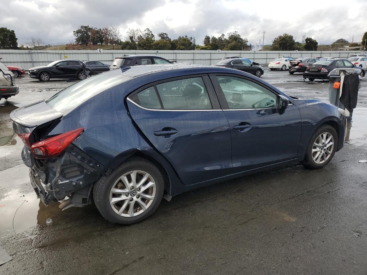Image 3 of 2015 MAZDA 3 TOURING 2015 with VIN 3MZBM1V70FM163470