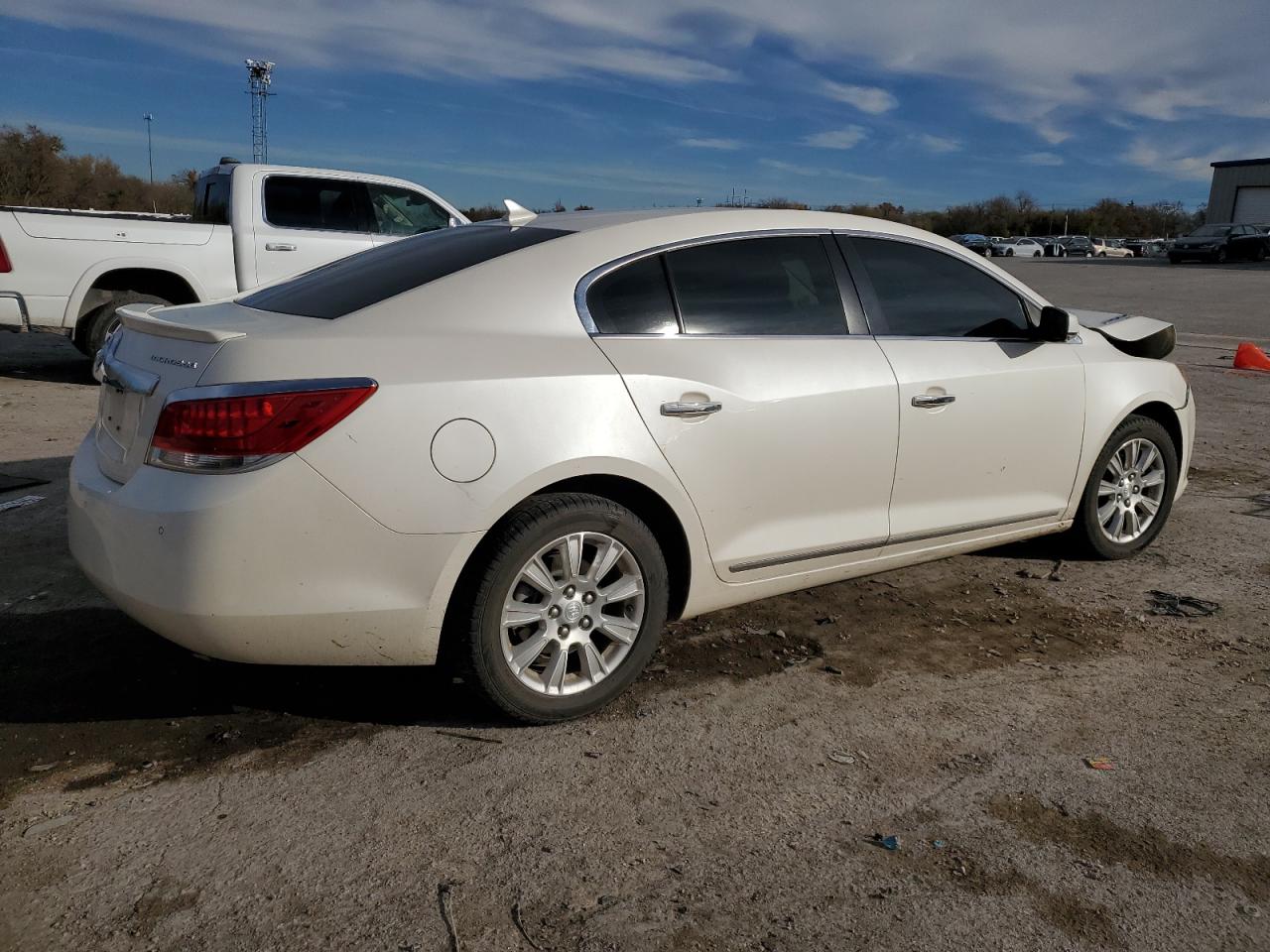 Image 3 of 2013 BUICK LACROSSE  2013 with VIN 1G4GC5ER9DF208368