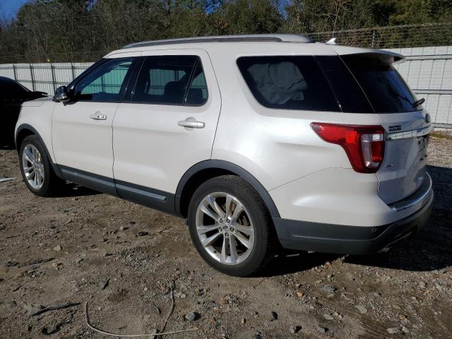 Image 2 of 2018 FORD EXPLORER XLT 2018 with VIN 1FM5K7D83JGA30624