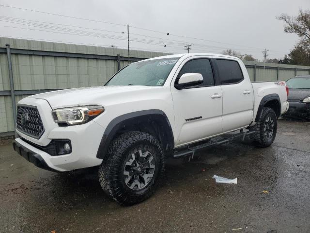 Изображение 2018 TOYOTA TACOMA DOUBLE CAB 2018