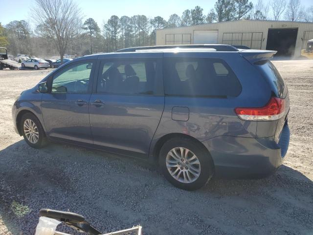 Image 2 of 2013 TOYOTA SIENNA XLE 2013 with VIN 5TDYK3DCXDS391714