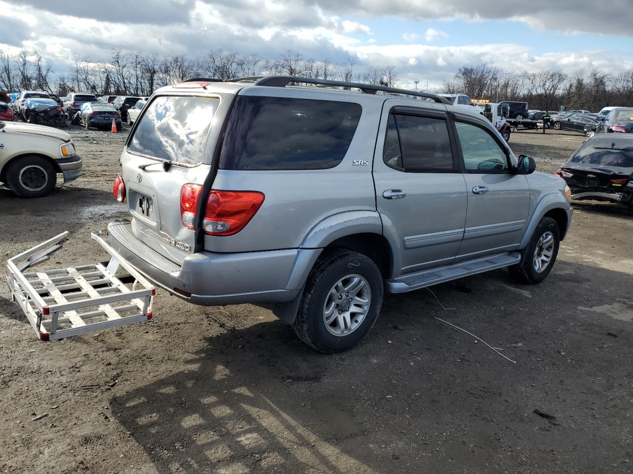 Изображение 3 2005 TOYOTA SEQUOIA SR5 2005 с VIN 5TDBT44A45S236410
