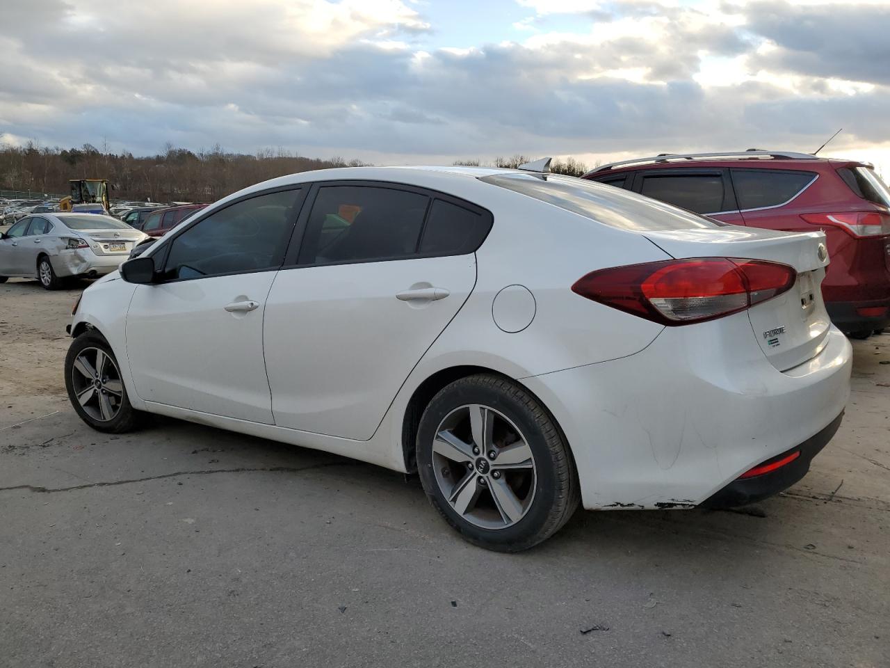 Obraz 2 z 2018 KIA FORTE LX 2018 z VIN 3KPFL4A78JE171656
