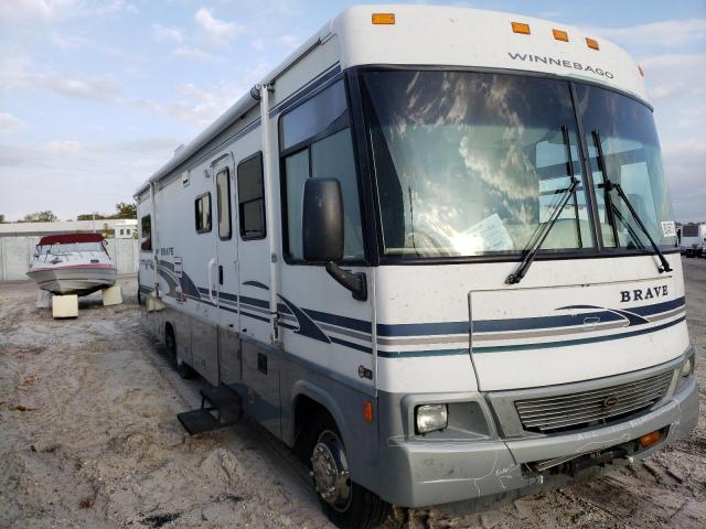 Image 1 of 2004 WORKHORSE CUSTOM CHASSIS MOTORHOME CHASSIS W22 2004 with VIN 5B4MP67GX33372649