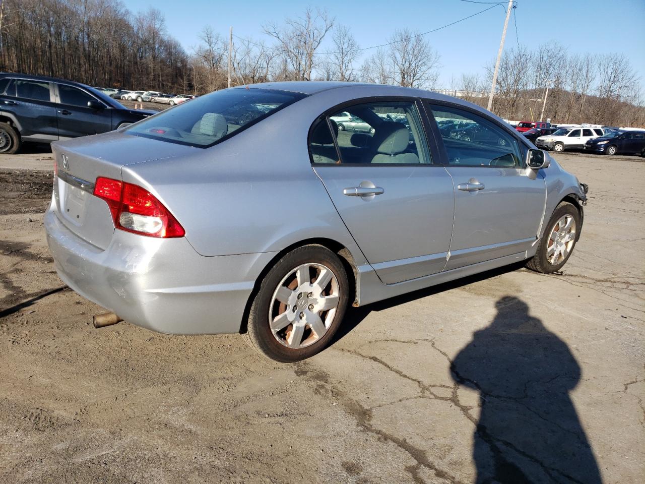 Изображение 3 2009 HONDA CIVIC LX 2009 с VIN 19XFA16589E022705