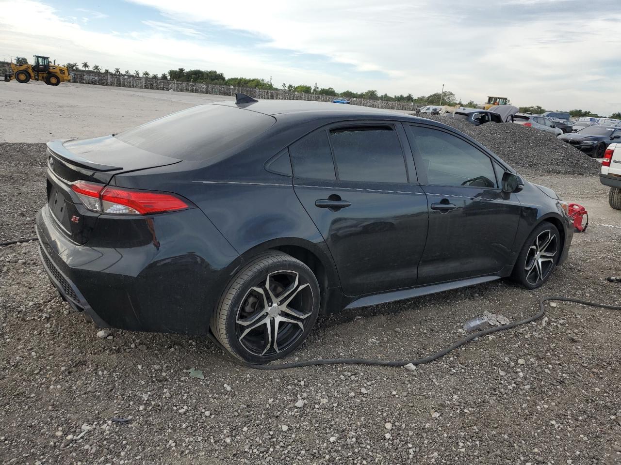 Image 3 of 2021 TOYOTA COROLLA SE 2021 with VIN JTDS4MCE8MJ075220