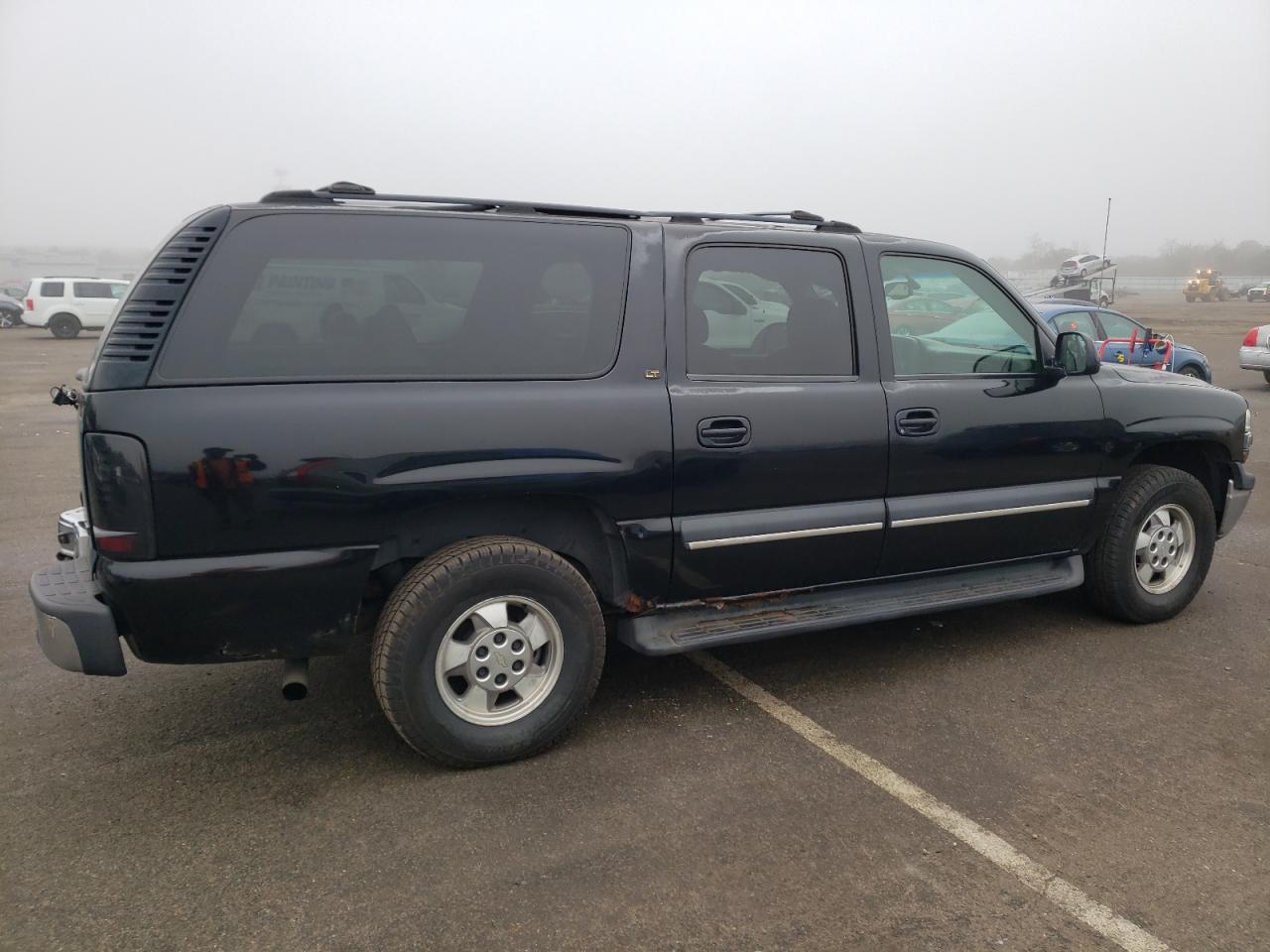 Image 3 of 2003 CHEVROLET SUBURBAN K1500 2003 with VIN 1GNFK16Z43J268457